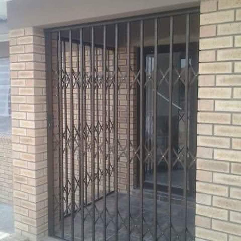Aluminum Burglars